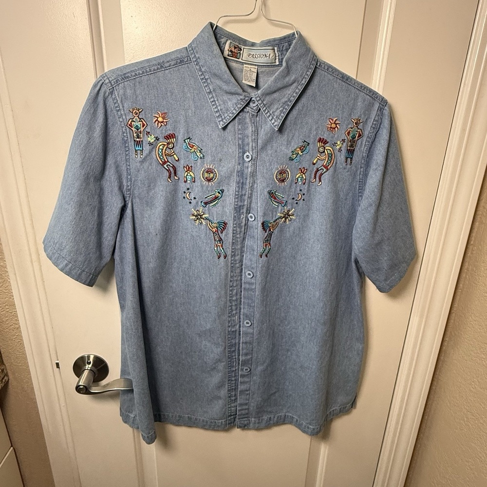 Vintage Passion-I Embroidered Chambray Shirt Kokopelli Southwestern Womens S